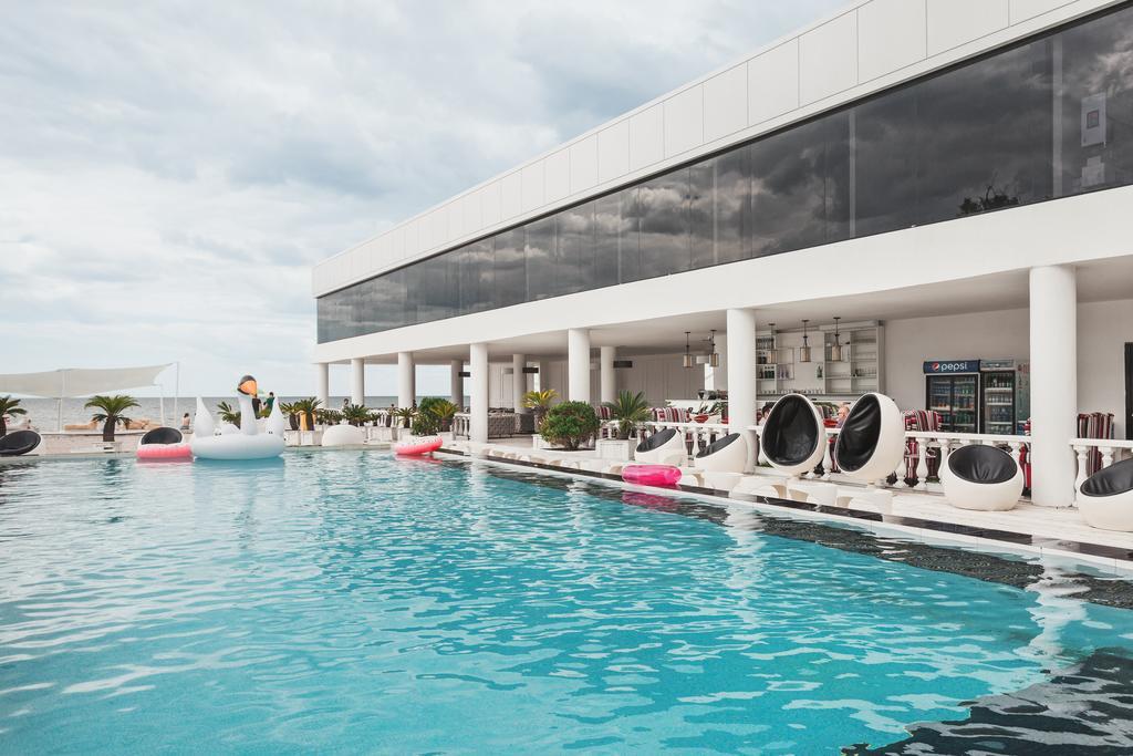Hotel White House Brg Kobleve Exterior foto